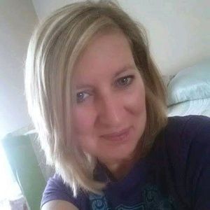 Meet your Posher, Eva